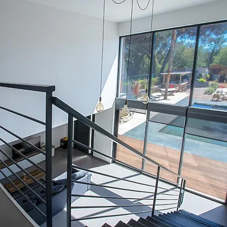 Villa Ryx Avec Piscine