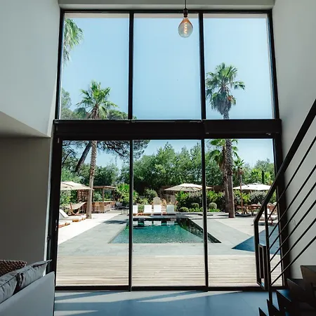 Ryx Avec Piscine فيلة *