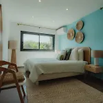 Ryx Avec Piscine グリモー