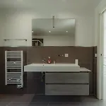 Ryx Avec Piscine Βίλα