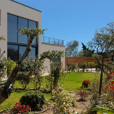 וילה Ryx Avec Piscine *