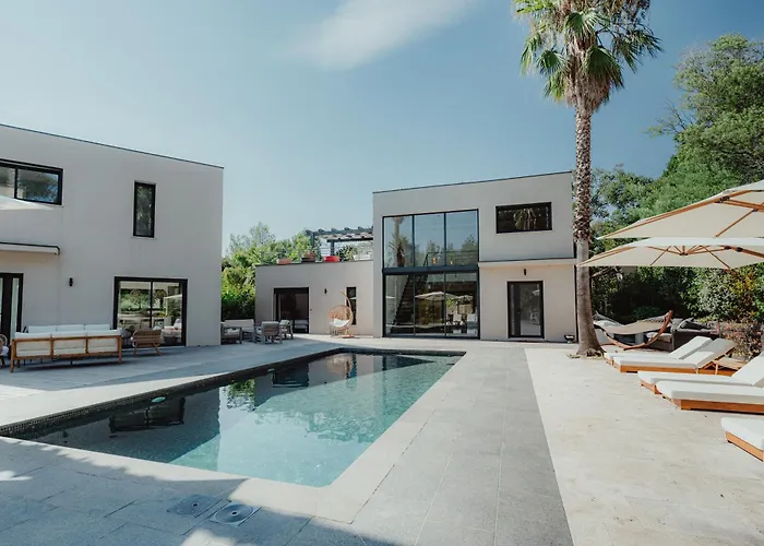 Ryx Avec Piscine * Grimaud